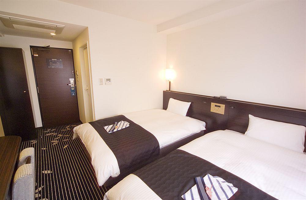 Apa Hotel Sendai Eki Itsutsubashi Buitenkant foto