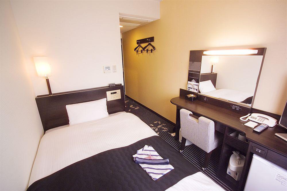 Apa Hotel Sendai Eki Itsutsubashi Buitenkant foto